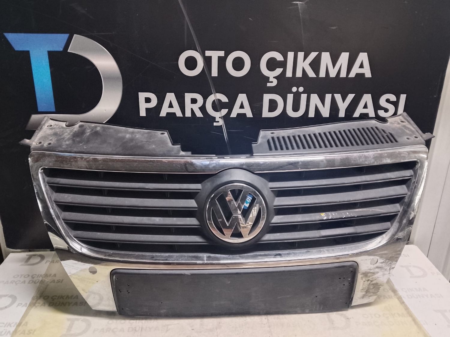 VOLKSWAGEN PASSAT B6 �N PANJUR